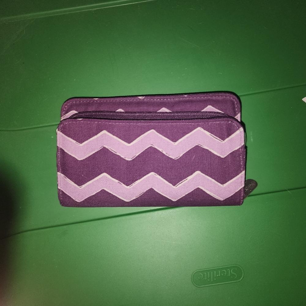 Purple Chevron Thirty One Wallet Nwot - Picture 3 of 6
